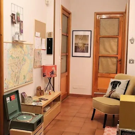 011 Avenue Guest house *