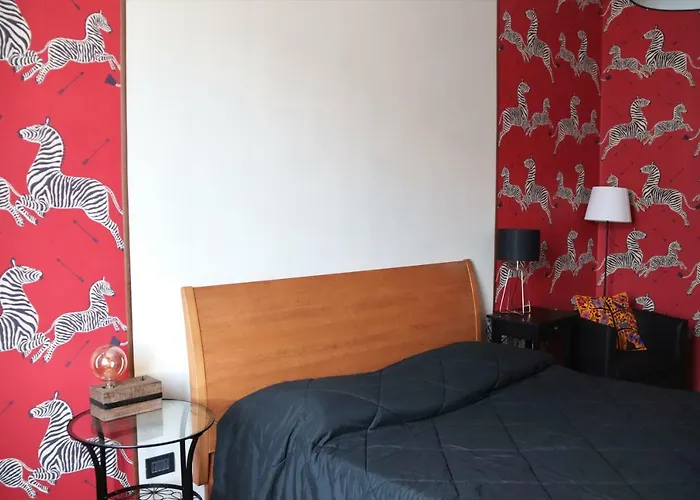 011 Avenue Guest house *